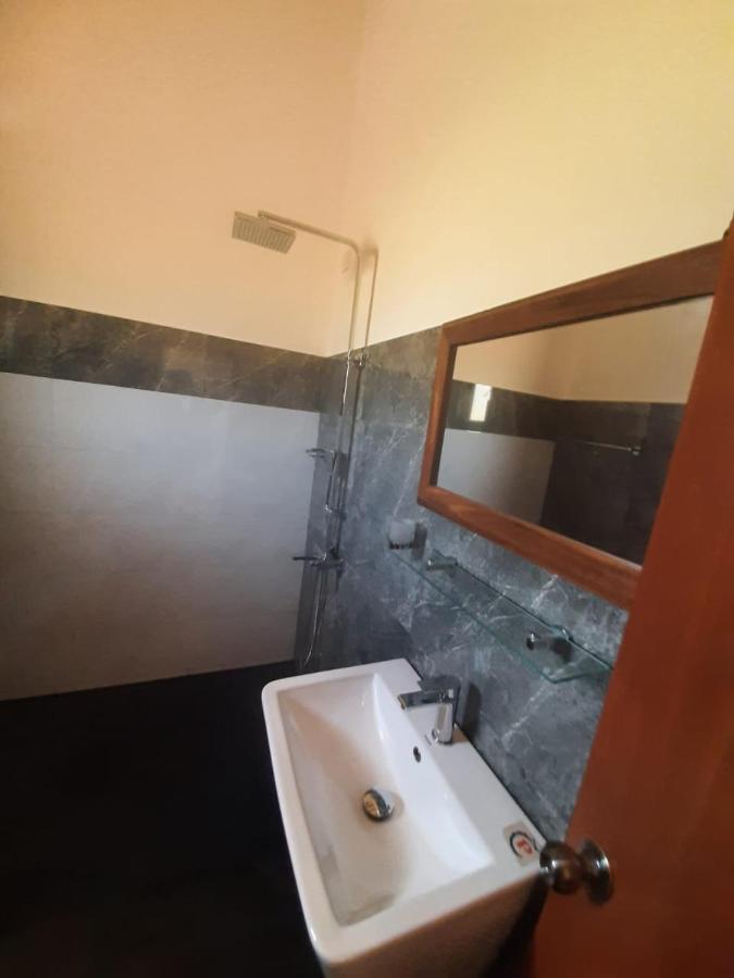 Moni Farm House Wilpattu Nochchiyagama エクステリア 写真
