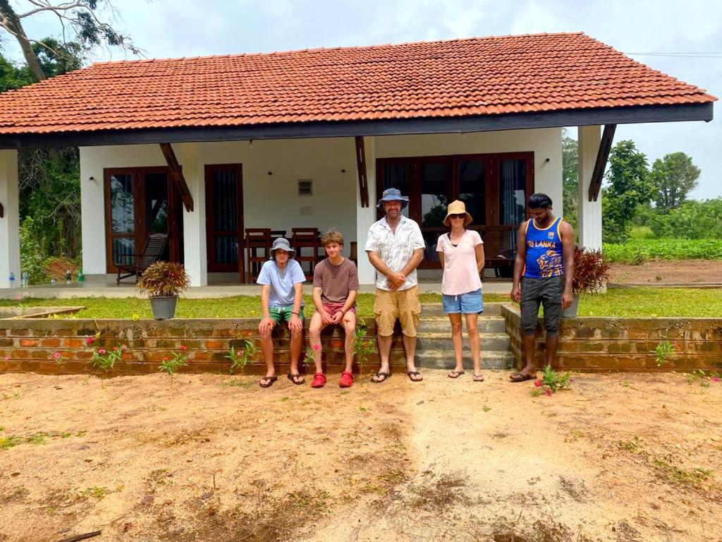 Moni Farm House Wilpattu Nochchiyagama エクステリア 写真