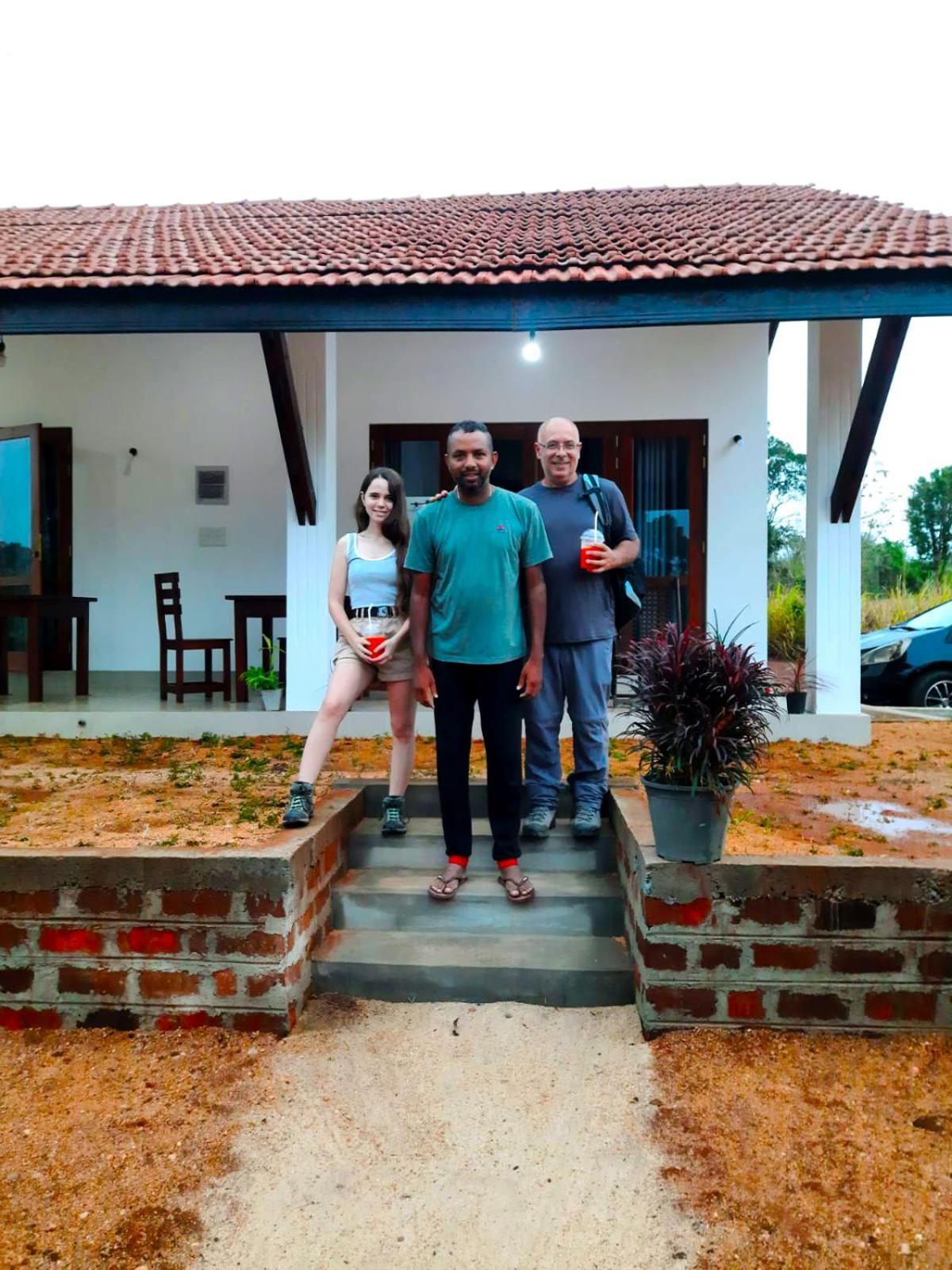 Moni Farm House Wilpattu Nochchiyagama エクステリア 写真